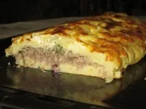 Картопляна запіканка з фаршем. запіканка