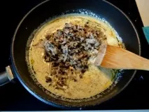 Закуска з шампіньйонами та куркою. шампіньйонами