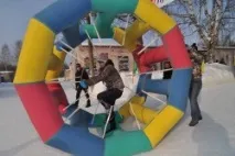 Оренда дитячих атракціонів – чудова альтернатива розважальним центрам оренда