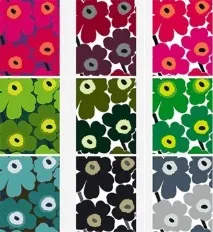 Дизайн нігтів з квітами Marimekko нігтів