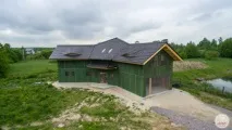 Друге світло у заміському будинку, Шанс будує світло