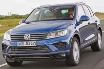 Volvo XC90 vs Touareg vs X5 vs Grand Santa Fe – битва титанів битва