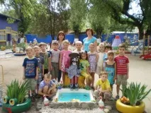 Ідеї оформленняділянки групи з підручних та природних матеріалів підручних