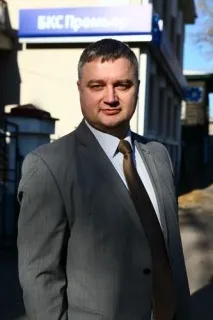 постъпим постъпим