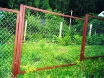 Паркан із сітки рабиці своїми руками, способи встановлення руками