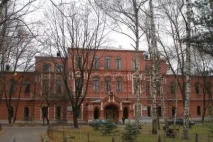 Клінічна лікарня № 5 (платне відділення) 📍 на вул. платне