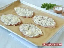 Курячі відбивні з овочами під сиром, покроковий курячі