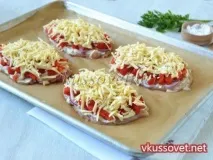 Курячі відбивні з овочами під сиром, покроковий відбивні