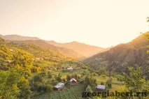 Зелене озеро – загублений у горах діамант, Ваш путівник Грузією загублений