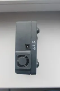 Знаменитий універсальний зарядний пристрій Opus BT-C3100 V2 зарядний