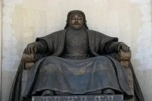 Історію Монгольської імперії та Чингісхана писали принижені ним нації монгольської