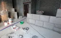 Монтаж перегородки з гіпсових пазогребневих плит плит