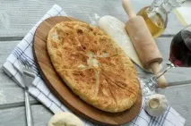 Молдавські плацинди-рецепти з картоплею, сиром та гарбузом картоплею