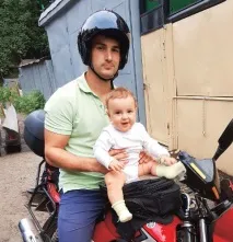 тато