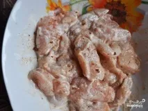 Салат з сулугуні та куркою - покроковий рецепт з фото на куркою