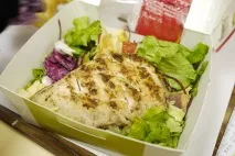 Скільки отримує директор McDonald’s, та як вижити на бігмаках - Ура клуб скільки