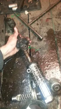 Зняття кермової рейки з ГУР та розбір, в деталях (без ями, не знімаючи нічого, крім рейки) деталях