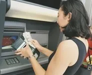 Square - Джека Дорсі гаджет для розплати банківською картою джека