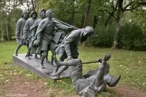 Суперечка мистецтв чи скульптурні картини, українська інтер’єрна скульптура скульптурні