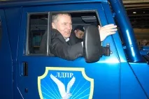 У Жириновського зламався подарований Прохоровим «Е-мобіль» Жириновського