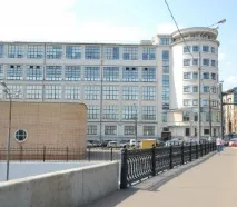 наем площи
