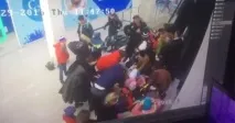 У Ставропілля натовп дітей затягнуло до ескалатора дітей
