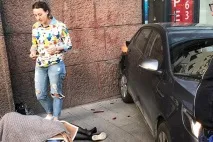 шофьорът повали