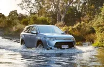 За що українці полюбили Mitsubishi Outlander українці