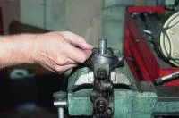 Заміна манжет головного гальмівного циліндра головного