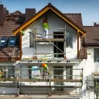 Захист будинку з бруса від дощу захист