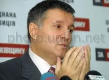 казва яценюк