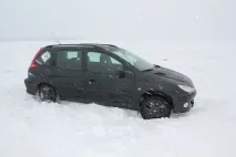 смола полиестерна