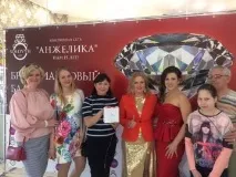 Срібна каблучка у вигляді мавпи магазинів