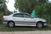 Toyota Avensis Мій С.Т.А.Л.К.Е.Р. › Logbook › Пороги. Встановлено. toyota