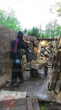 Демонтаж дерев’яного будинку ціни дерев