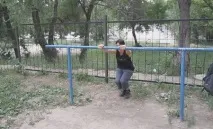 които които