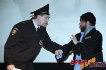 Галустян мало не зірвав презентацію серіалу «Бородач» - AprilClub News мало