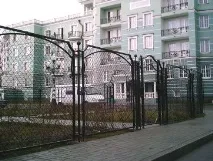 Як самостійно побудувати паркан, Види та характеристики парканів паркан