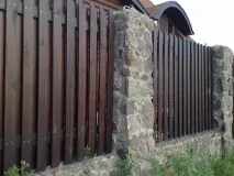 каменна ограда
