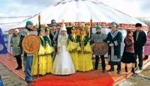 Кожен казах повинен знати свій рід і обличчя кожен