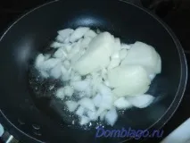 Легкий курячий суп з пекінською капустою капустою