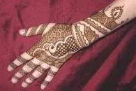 може бъде mehendi