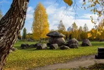 Музей валунів у Мінську адреса фото історія виникнення парку-музею каменів у Мінську валунів