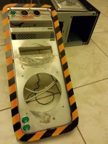 його
