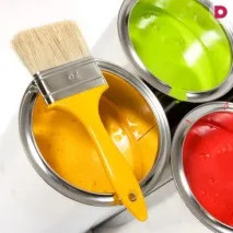 Обновляємо стіни шпалери або фарба стіни