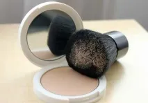 Пудра BelorDesign Smart Girl Soft and matt - Дівчатка, не ведіться на симпатичну упаковку - ця girl