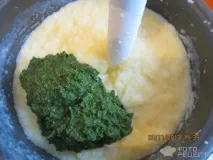 Картопляне пюре, зі шпинатом. картопляне