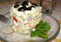 Салат з пекінською капустою та яловичиною або язиком язиком
