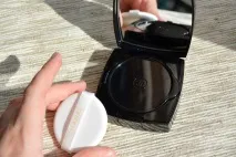 Chanel Les Beiges healthy glow gel touch founfation відгук, Elia Chaba beiges