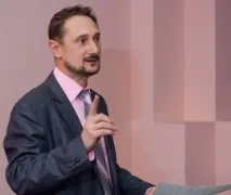 самоувереността започват